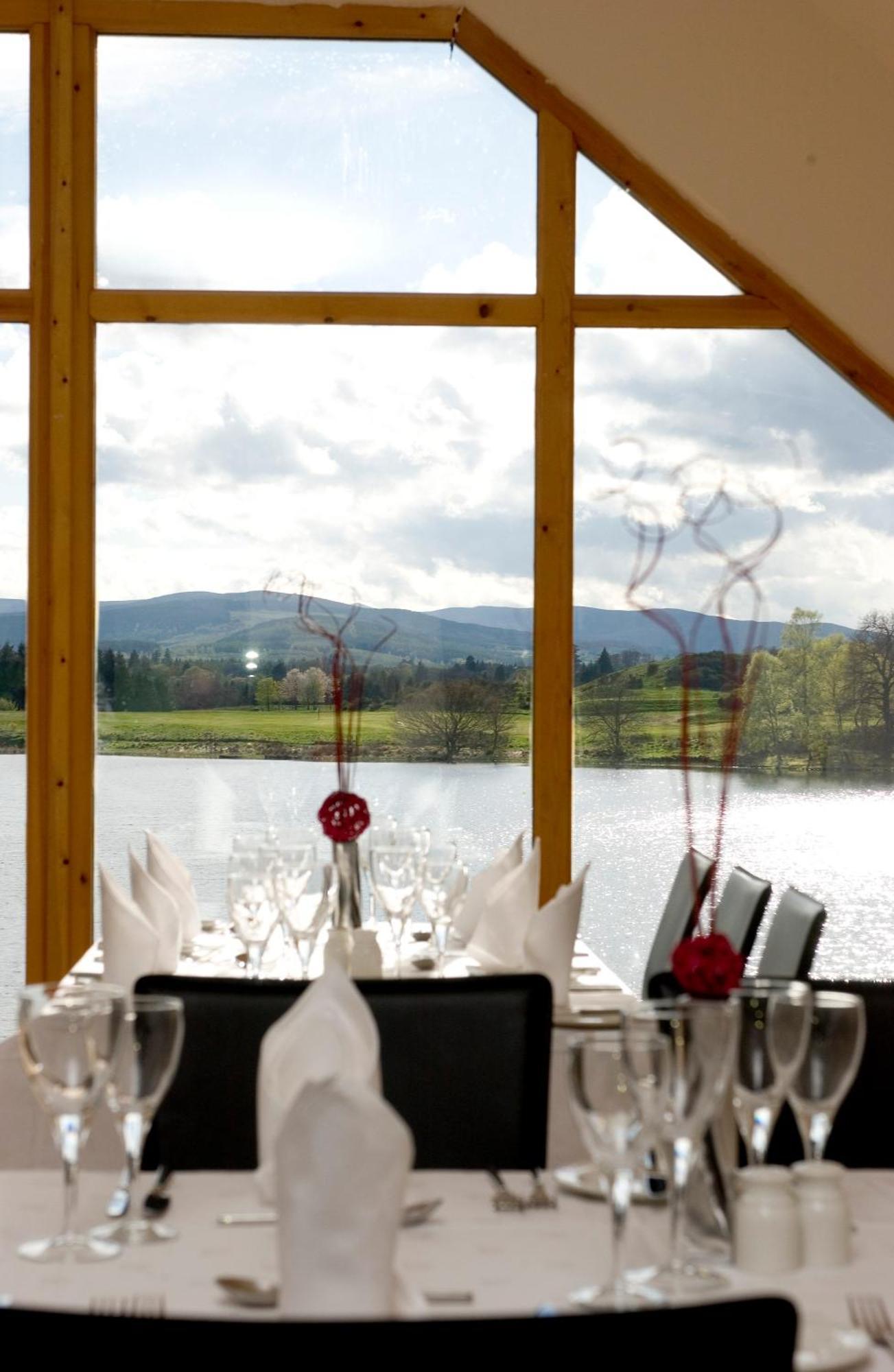 The Lodge On The Loch Aboyne Exterior foto