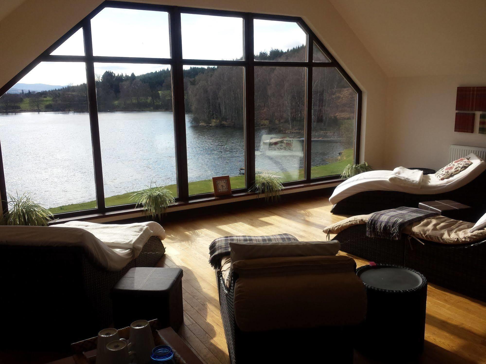 The Lodge On The Loch Aboyne Exterior foto